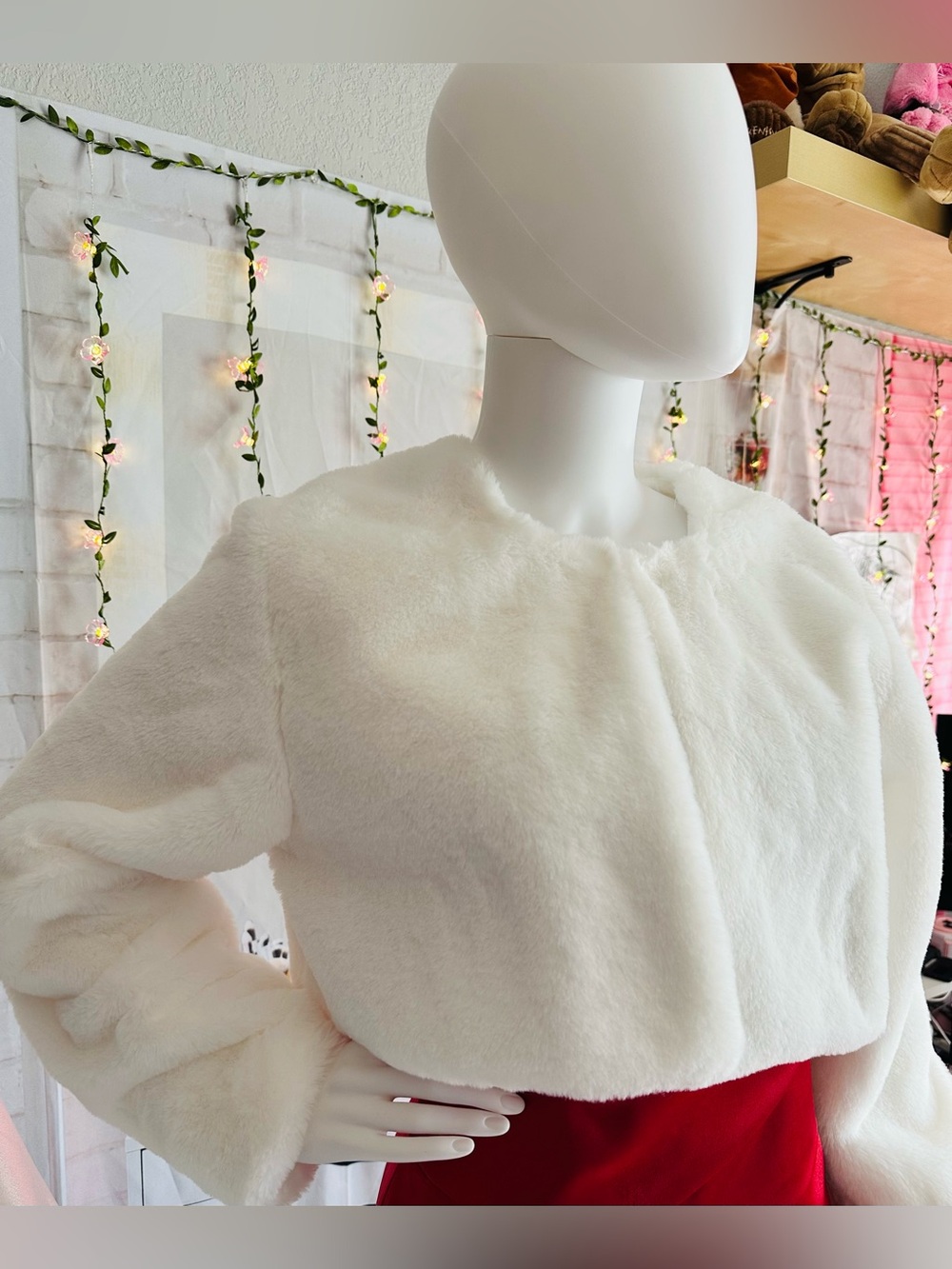 Windsor Ivory White Faux Fur Cropped Bridal Bolero Jacket